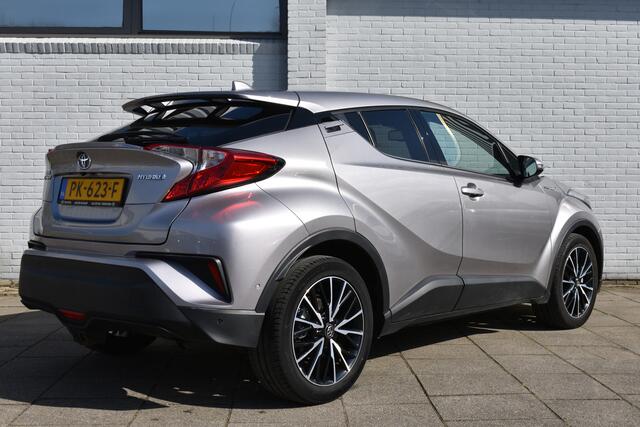 Toyota C-HR 1.8 Hybrid Executive Automaat 122pk | Keyless entry | Voorstoelen verwarmd | PDC |