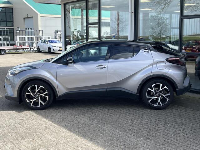 Toyota C-HR 1.8 Hybrid Bi-Tone Plus | Trekhaak | Leer | Stoel- stuurverwarming | LED | PDC V+A | ACC