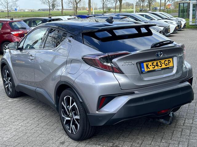 Toyota C-HR 1.8 Hybrid Bi-Tone Plus | Trekhaak | Leer | Stoel- stuurverwarming | LED | PDC V+A | ACC