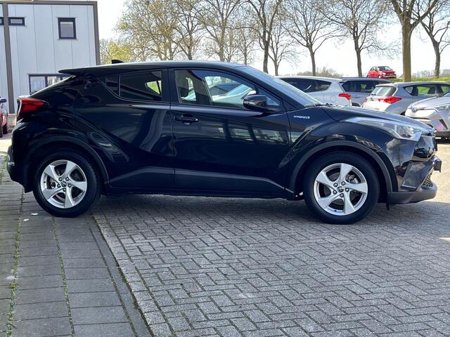 Toyota C-HR 1.8 Hybrid Dynamic | ACC | Climate control | Camera | Bluetooth
