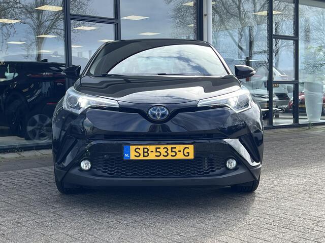Toyota C-HR 1.8 Hybrid Dynamic | ACC | Climate control | Camera | Bluetooth