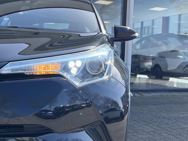 Toyota C-HR 1.8 Hybrid Dynamic | ACC | Climate control | Camera | Bluetooth