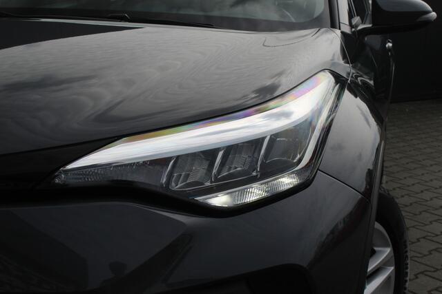 Toyota C-HR 1.8 Hybrid Active | Incl. 12 maanden garantie | Cruise control | Achteruitrijcamera | Climate control | Bluetooth | Lichtmetalen velgen | Airco | Navigatie | Lane assist