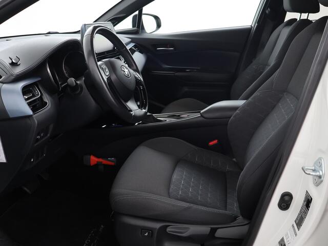 Toyota C-HR 2.0 Hybrid First Edition Premium audio I Stoelverwarming