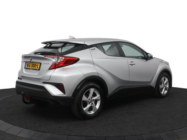Toyota C-HR 1.8 Hybrid Dynamic | Cruise control | Parkeercamera | Trekhaak | Keyless |