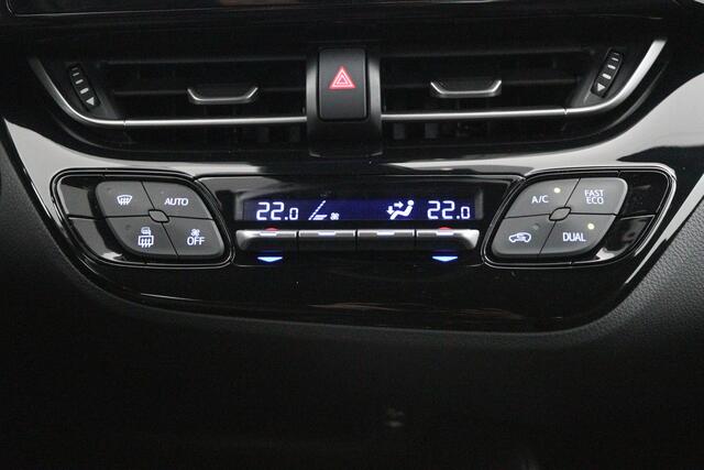 Toyota C-HR 1.8 Hybrid Dynamic | Cruise control | Parkeercamera | Trekhaak | Keyless |