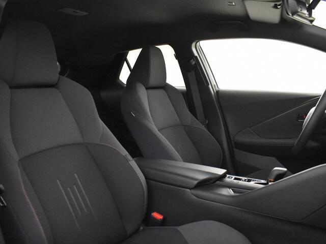 Toyota C-HR 2.0 PHEV 220 Plug In TeamD Bi Tone | Blindspot | Groot Navigatie