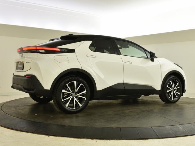 Toyota C-HR 2.0 PHEV 220 Plug In TeamD Bi Tone | Blindspot | Groot Navigatie