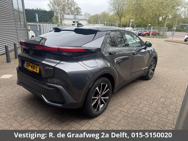 Toyota C-HR 2.0 Plug-in Hybrid 220 Dynamic | Stuur-/ & Stoelverwarming | Dodehoek detectie | Elektrische kofferbak | Parkeersensoren