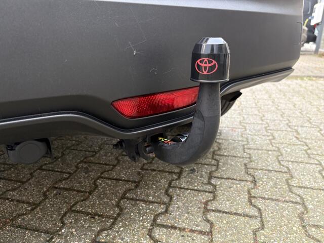 Toyota C-HR 1.8 Hybrid Executive | Bearlock | Sensoren v/a | Stuur+Stoelver