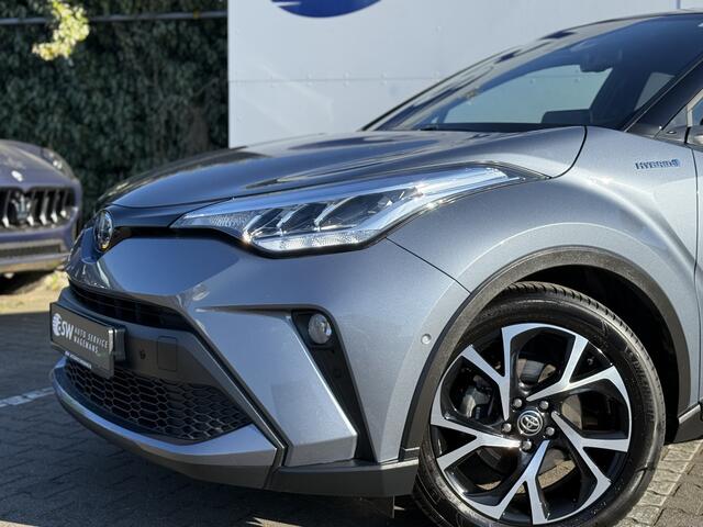 Toyota C-HR 2.0 Hybrid Team D Bi-Tone | CarPlay | ACC | Camera | Keyless | 18 inch