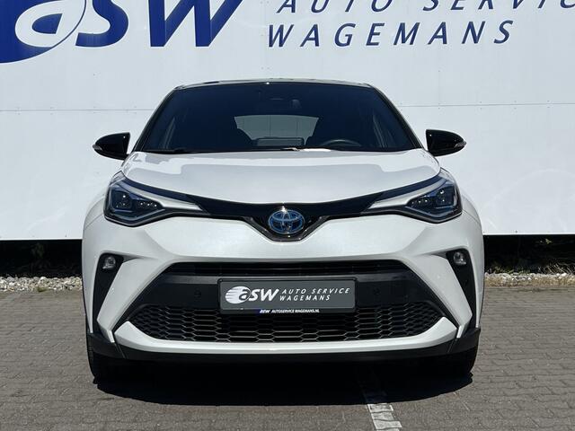 Toyota C-HR 2.0 Hybrid Team D | Trekhaak | Premium LED | Carplay | ACC | Camera | Dodehoek