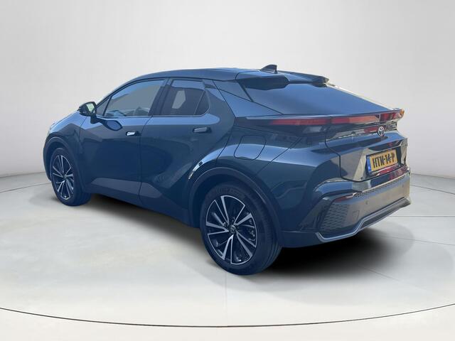 Toyota C-HR 2.0 Plug-in Hybrid 220 Executive