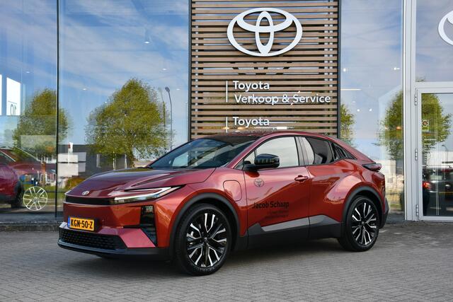 Toyota C-HR First Edition 77 kWh automaat 224pk | DEMO-auto | 20 inch velgen | Snel leverbaar |
