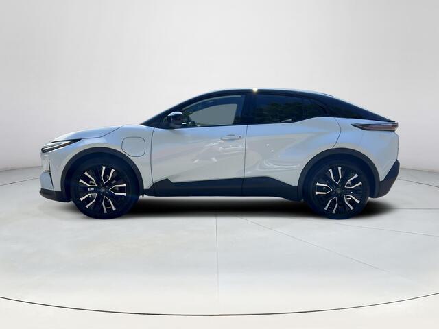 Toyota C-HR First Edition 77 kWh Bi-Tone
