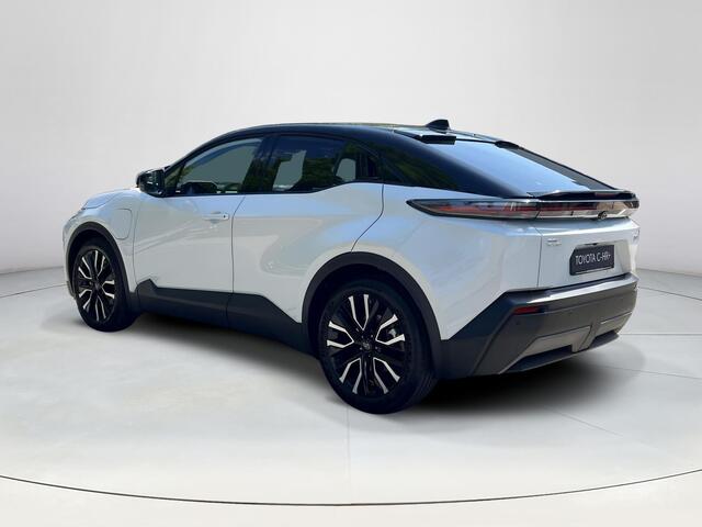Toyota C-HR First Edition 77 kWh Bi-Tone