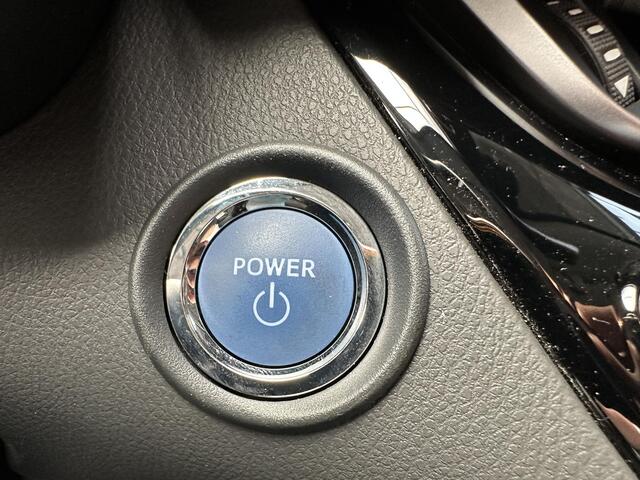 Toyota C-HR 1.8 Hybrid Dynamic slechts 15000km! Trekhaak, 1e eigenaar