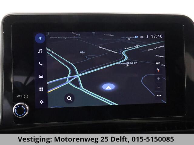 Toyota C-HR 1.8 HYBRID BI-TONE LUXERY LINE GARANTIE 5-2032 TREKHAAK. 4 SEIZOENEN BANDEN.NAVIGATIE. STUUR EN STOELVERWARMING. HALF LEDER