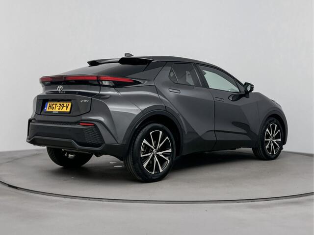Toyota C-HR 1.8 Hybrid 140 Dynamic Navi | Parkeersensoren V+A | Elektrische Achterklep | Dodehoekdetectie | Stoel-/Stuurverwarming |