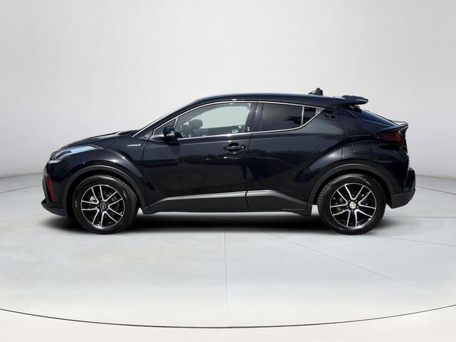 Toyota C-HR 2.0 Hybrid Dynamic Ultimate **STOEL- EN STUURVERWARMING/ DODEHOEKDEECTIE/ PARKEERSENSOREN**