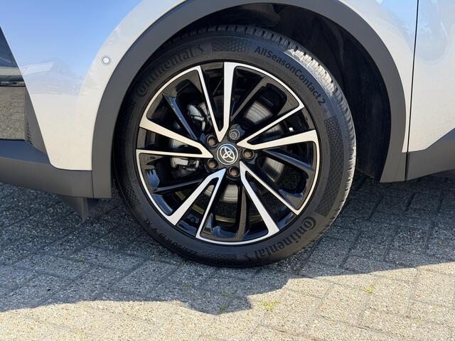 Toyota C-HR 2.0 Plug-in Hybrid 220 Executive