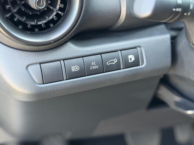 Toyota C-HR 2.0 Plug-in Hybrid 220 Executive