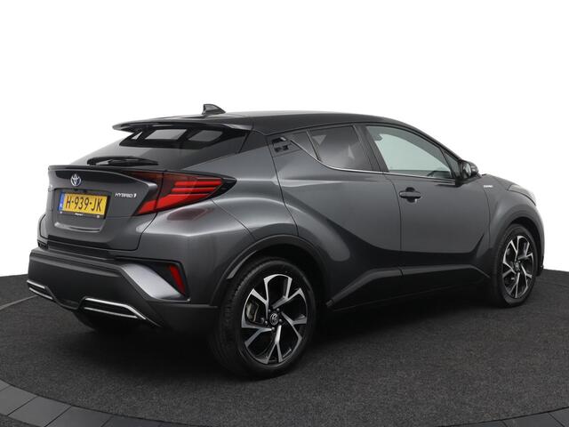 Toyota C-HR 2.0 Hybrid First Edition | Stoelverwarming | Keyless | Parkeersensoren | Dodehoek herkenning |