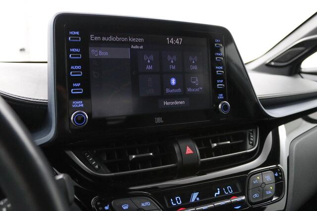 Toyota C-HR 2.0 Hybrid First Edition | Stoelverwarming | Keyless | Parkeersensoren | Dodehoek herkenning |