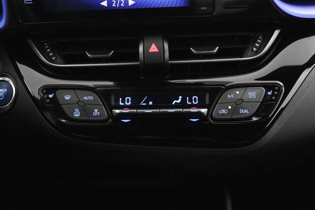Toyota C-HR 1.8 Hybrid Bi-Tone | Stoelverwarming | Keyless | Trekhaak |