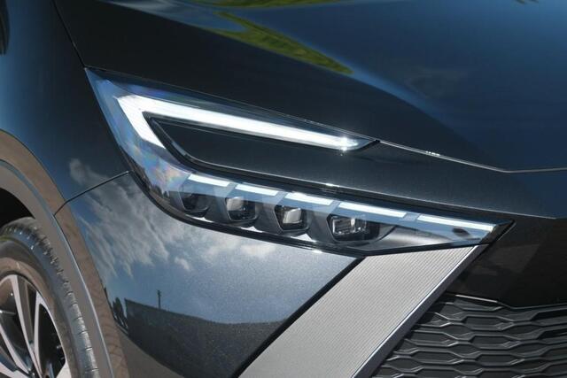 Toyota C-HR 2.0 Plug-in Hybrid 220pk Dynamic | Navi | App Connect | Climate | Adaptive Cruise | Camera | Keyless | Dodehoek | Winter Pakket