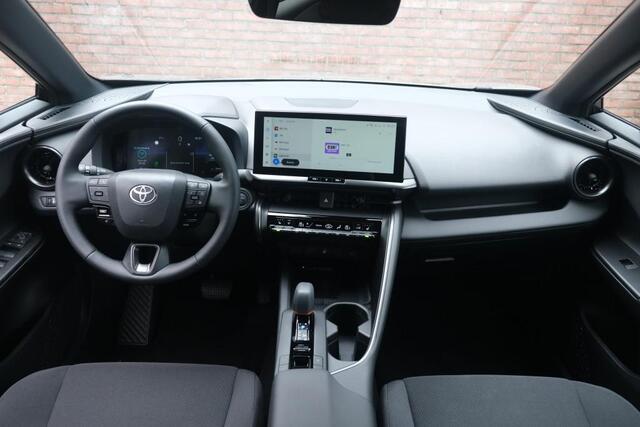 Toyota C-HR 2.0 Plug-in Hybrid 220pk Dynamic | Navi | App Connect | Climate | Adaptive Cruise | Camera | Keyless | Dodehoek | Winter Pakket