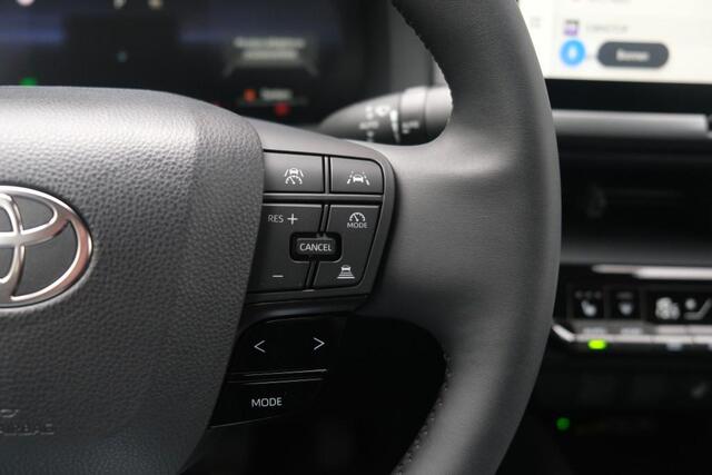 Toyota C-HR 2.0 Plug-in Hybrid 220pk Dynamic | Navi | App Connect | Climate | Adaptive Cruise | Camera | Keyless | Dodehoek | Winter Pakket
