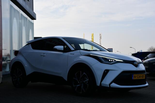 Toyota C-HR 1.8 Hybrid Style Luxury | Full-LED koplampen | Dodehoekdetectie | Lederen bekleding |