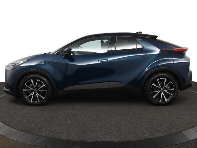 Toyota C-HR 1.8 Hybrid 140 First Edition | 360 graden camera | Apple Carplay/Android Auto | Elektrisch bedienbare achterklep |