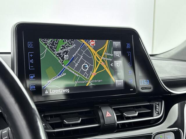 Toyota C-HR 1.8 Hybrid Dynamic | Navigatie | Parkeercamera | 17" Lichtmetalen velgen |