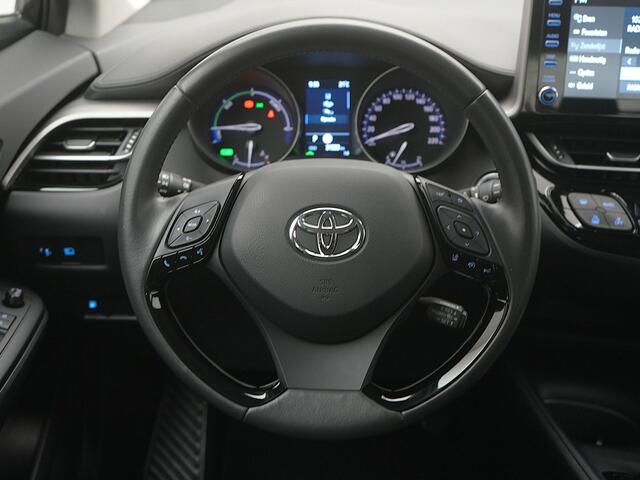 Toyota C-HR 1.8 Hybrid Active | 18" Lichtmetalen velgen | Parkeercamera | Cruise Control Adaptief |
