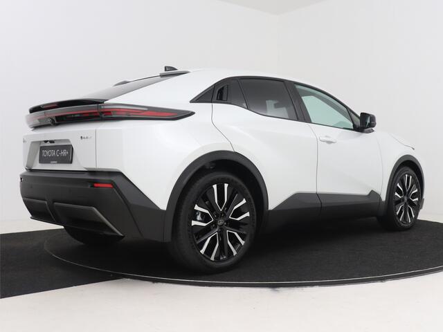 Toyota C-HR First Edition 77 kWh Inruilpremie 3000 euro!