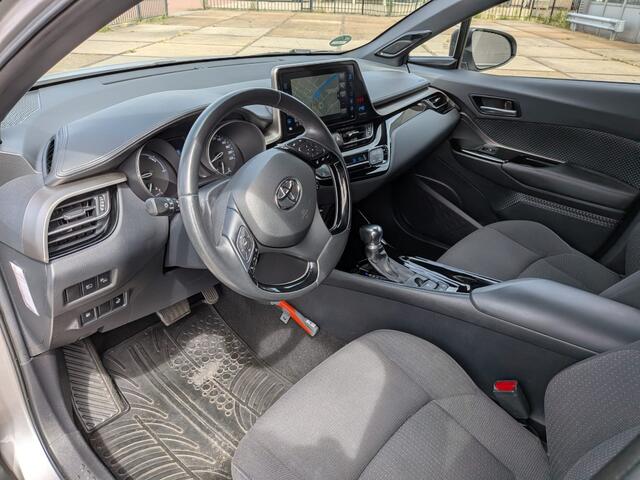 Toyota C-HR 1.8 Hybrid Style 1 ste eig / dealerond