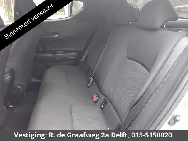 Toyota C-HR 1.8 Hybrid Executive Limited Bi-Tone | Navigatie | Stoelverwarming | Camera |