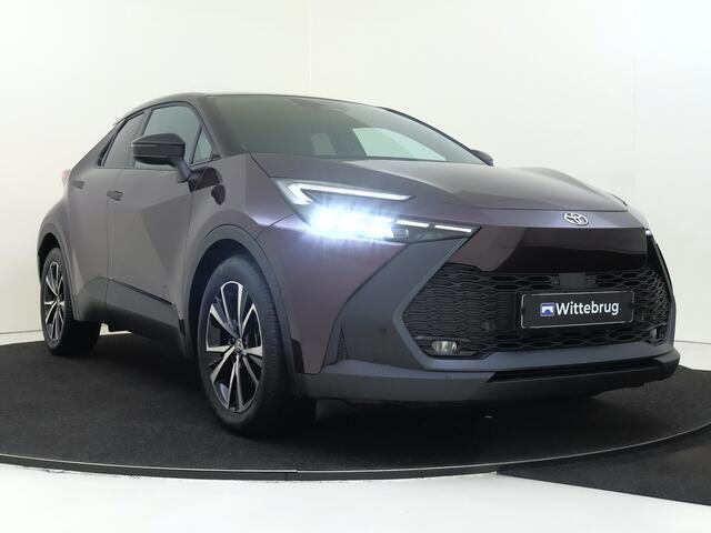 Toyota C-HR 1.8 Hybrid 140 First Edition Navigatie | Climate Control | Camera en Parkeer hulp | Lichtmetalen Velgen |