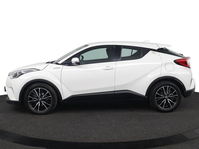 Toyota C-HR 1.8 Hybrid Dynamic | Parkeersensoren | Navigatie | Adaptieve Cruise Control |