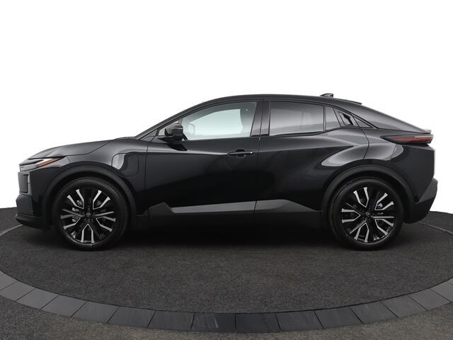 Toyota C-HR First Edition 77 kWh | ¤3000,- Toyota Mania Voordeel! | Nieuw uit voorraad leverbaar! |