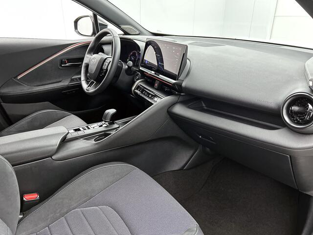 Toyota C-HR 2.0 Plug-in Hybrid 220 Executive | BTW voertuig | JBL | Dodehoek detectie | Stoel+stuurverwarming | Elektrische achterklep | Parkeersensoren voor+achter | Apple CarPlay/Android auto | Climate control