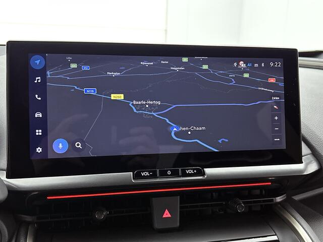 Toyota C-HR 2.0 Plug-in Hybrid 220 Executive | BTW voertuig | JBL | Dodehoek detectie | Stoel+stuurverwarming | Elektrische achterklep | Parkeersensoren voor+achter | Apple CarPlay/Android auto | Climate control