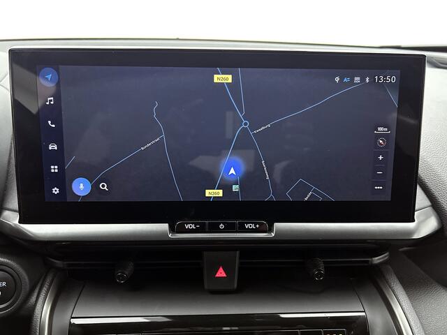 Toyota C-HR 2.0 Plug-in Hybrid 220 First Edition | Parkeersensoren V+A | Stuur-Stoelverwarming | Onderweg-naar-dealer