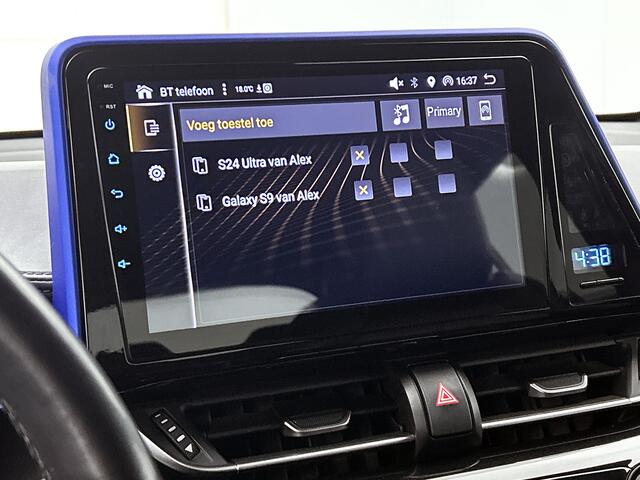 Toyota C-HR 1.8 Hybrid Bi-tone Plus | Dealer onderhouden | JBL | Dodehoek detectie | Stoel+stuurverwarm0ing | Parkeersensoren voor+achter met assistent | Trekhaak afneembaar | Lederen bekleding | Navigatie | volledig LED |