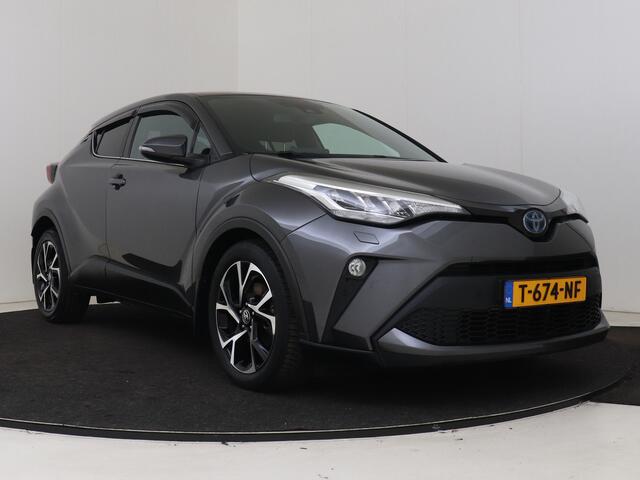 Toyota C-HR 1.8 Hybrid Style | Stoel+stuurverwarming | Apple CarPlay/Android Auto | Parkeersensoren voor+achter | Cruise control adaptive |