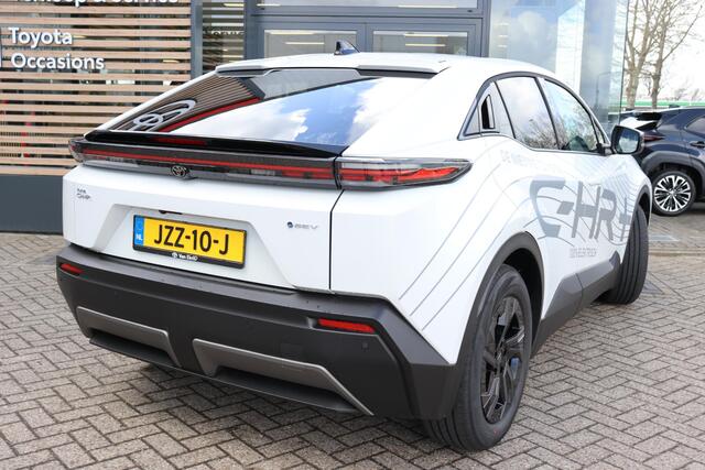 Toyota C-HR First Edition 77 kWh , Nieuw en direct leverbaar met ¤2.000 demovoordeel