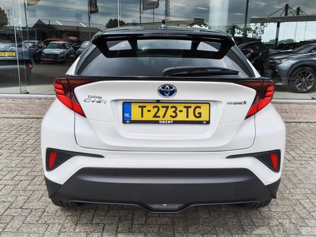 Toyota C-HR 1.8 Hybrid Style | Trekhaak Afneembaar | Sensoren v/a | Stoelver