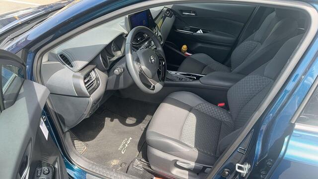 Toyota C-HR 2.0 Hybrid Dynamic AUTOMAAT l CAMERA l ADAPT. CRUISE l NAVI l LED l PDC